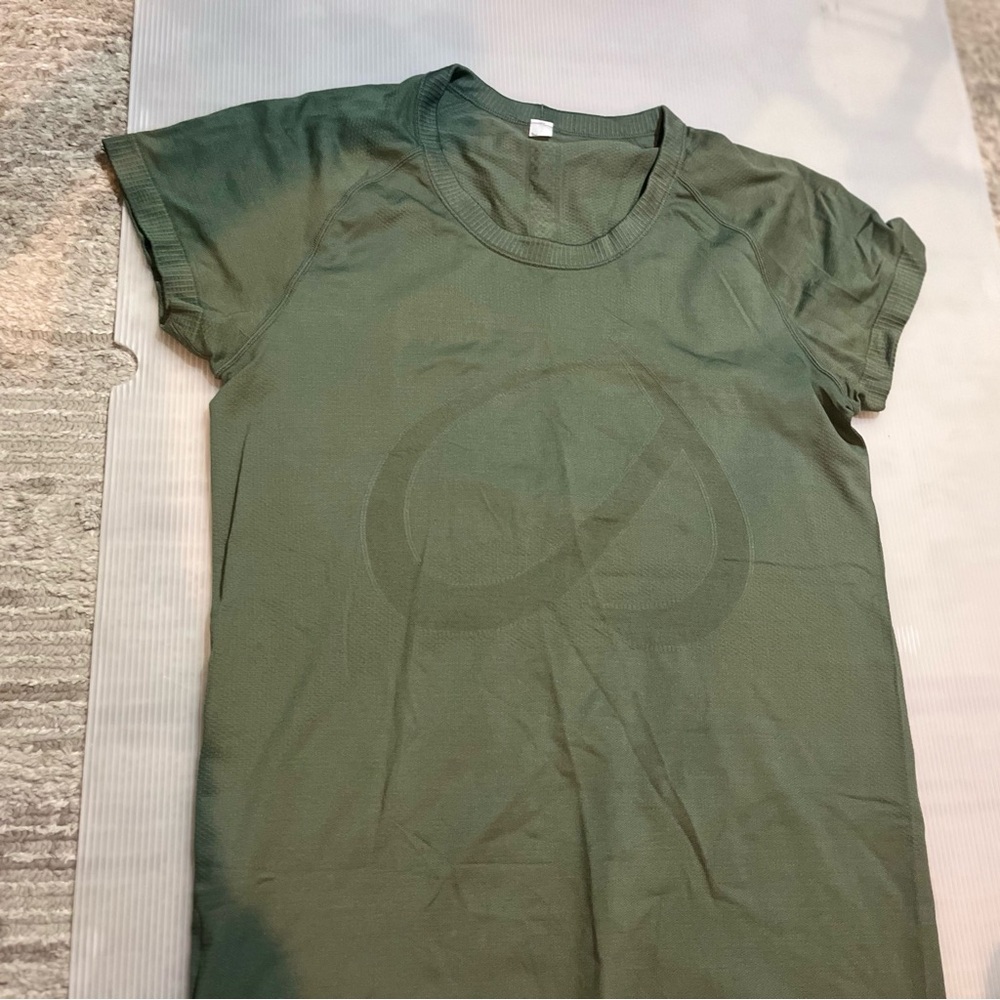 Olive Green Women's Short Sleeve Tee